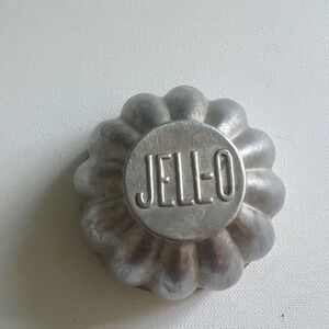 Vintage Jello Ribbed Aluminum Jello Molds Spell Out ( JELLO )